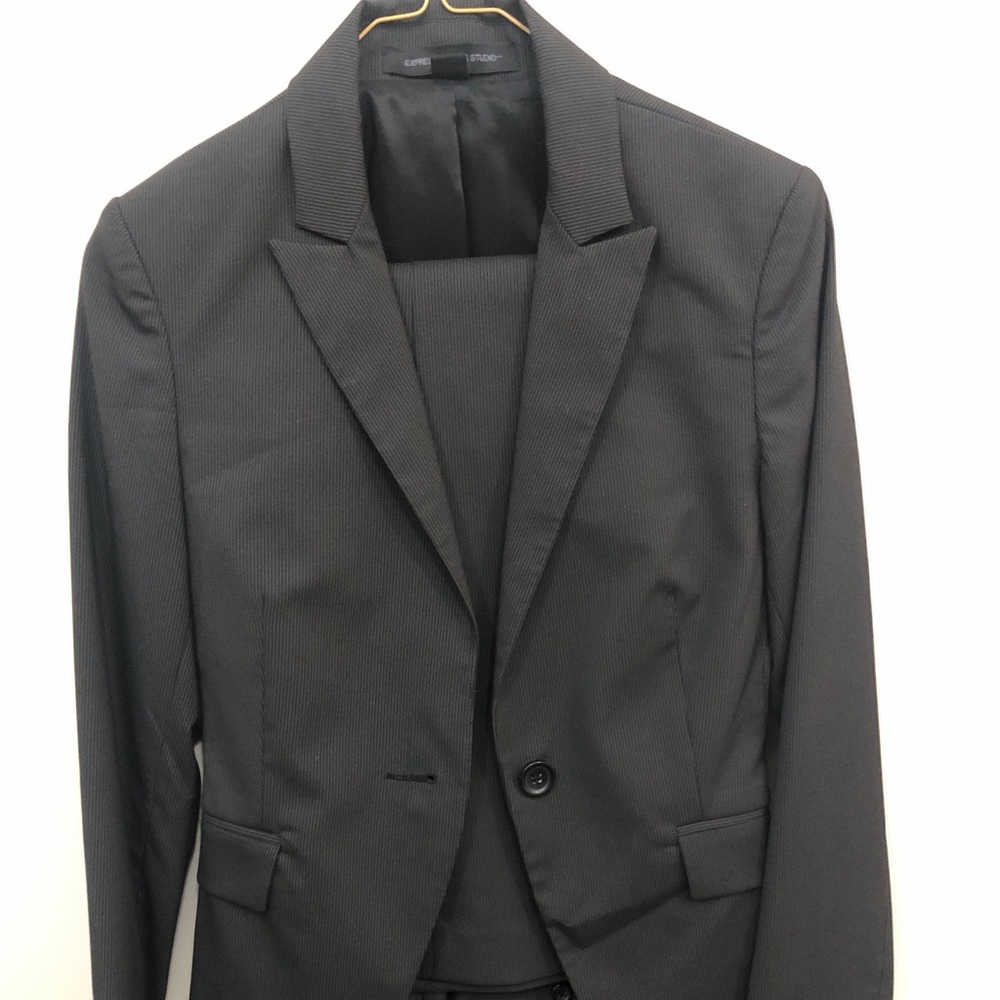 Express pant suit size 0